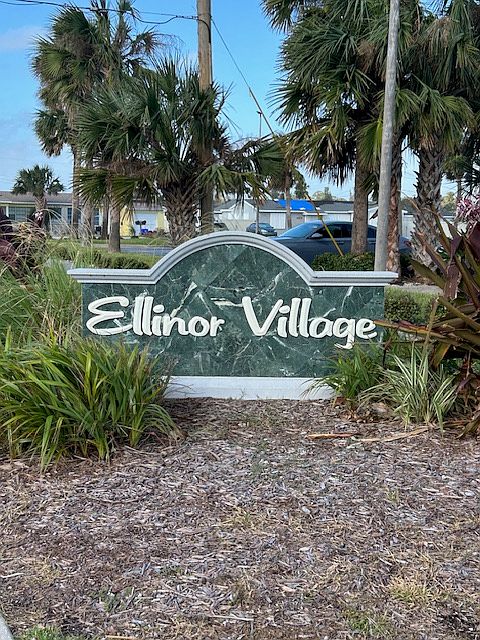1st image of 28 Byron Ellinor Dr APT A