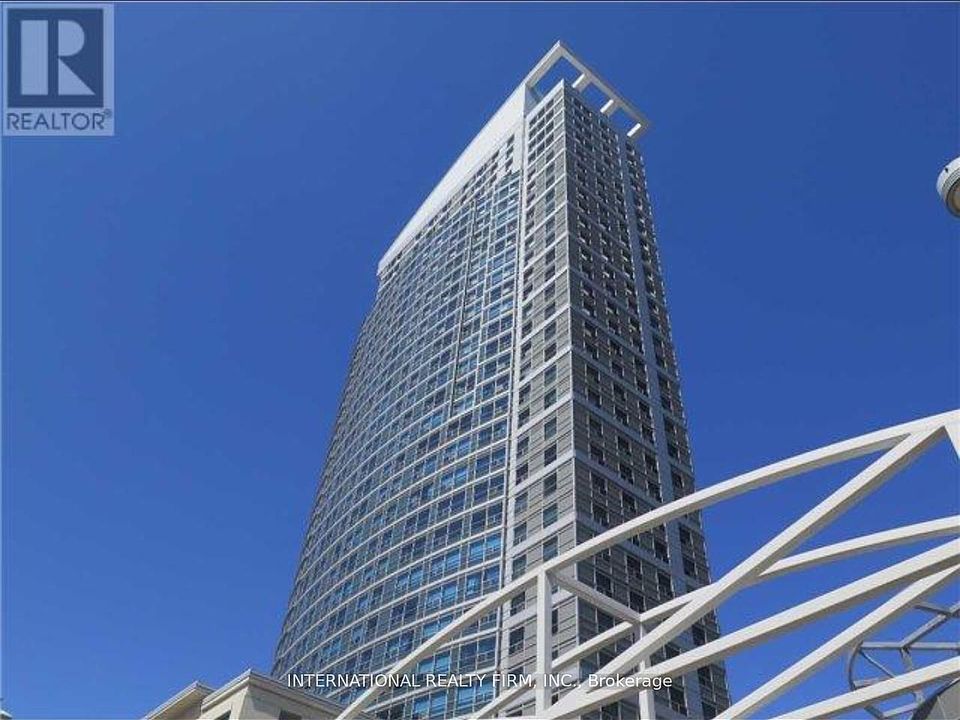 1st image of 36 Lee Centre Dr #3015