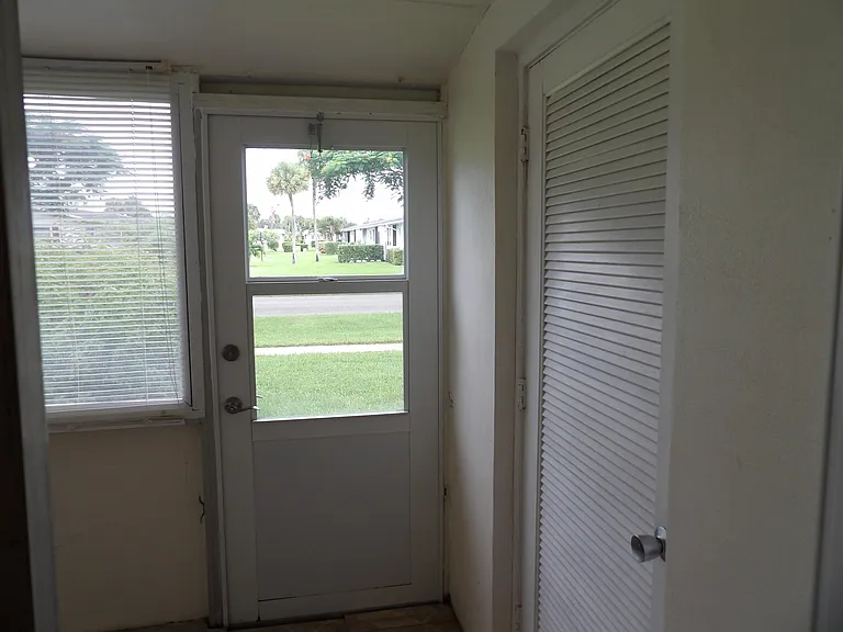 2679 Emory Dr E #F — Photo 14