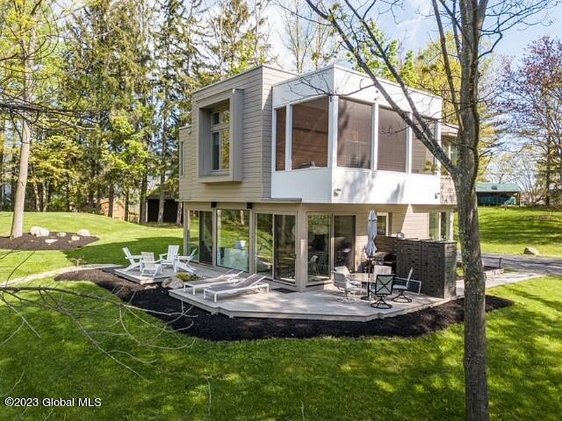 4th image of 2759 Sheep Meadow Lane Way