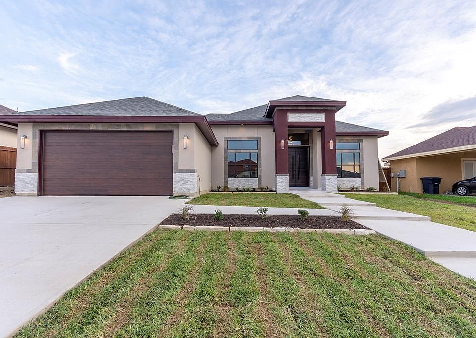 1st image of 2724 Acacia Dr