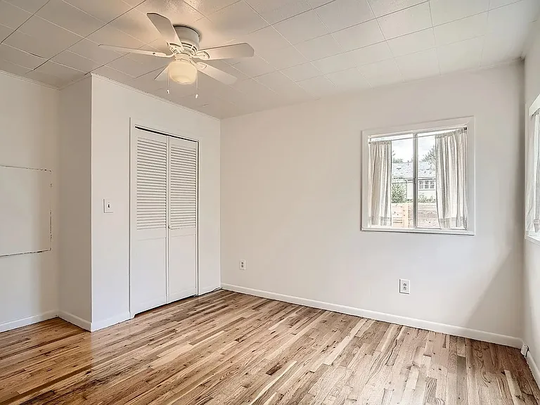 2135 Norwood Ave — Photo 14