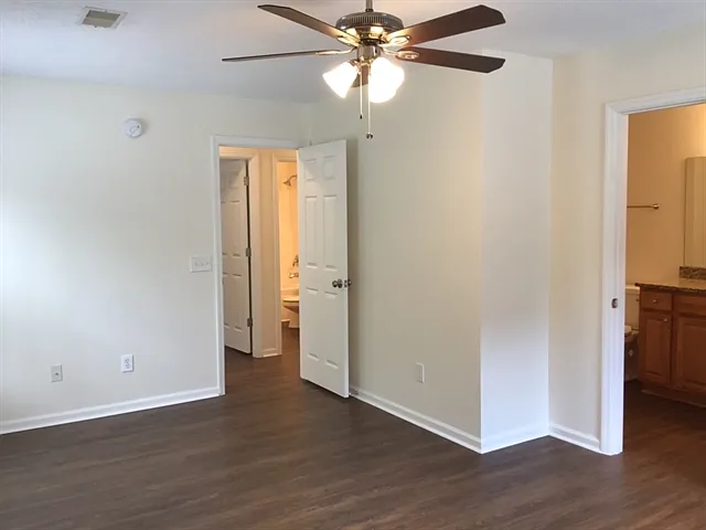 135 Tyron Rd — Photo 9