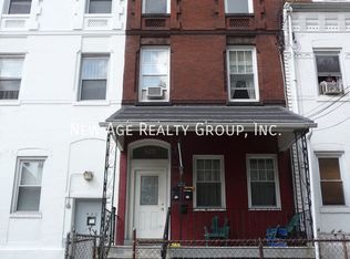622 N 32nd St #3, Philadelphia, PA 19104