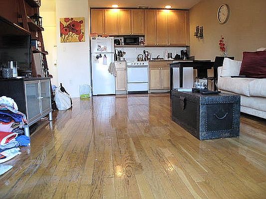 4th image of 27-10 Astoria Blvd #C3