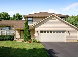 4505 Coventry Ln NE, Cedar Rapids, IA 52402