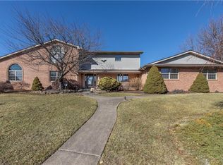 3219 Coplay Ct, Whitehall, PA 18052