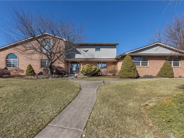 3219 Coplay Ct, Whitehall, PA 18052