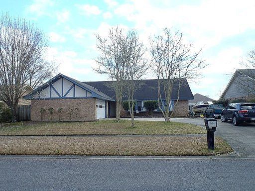 1st image of 13640 Leighwood Ave