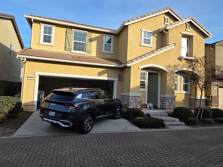 Scenic Point Pl — Photo 8