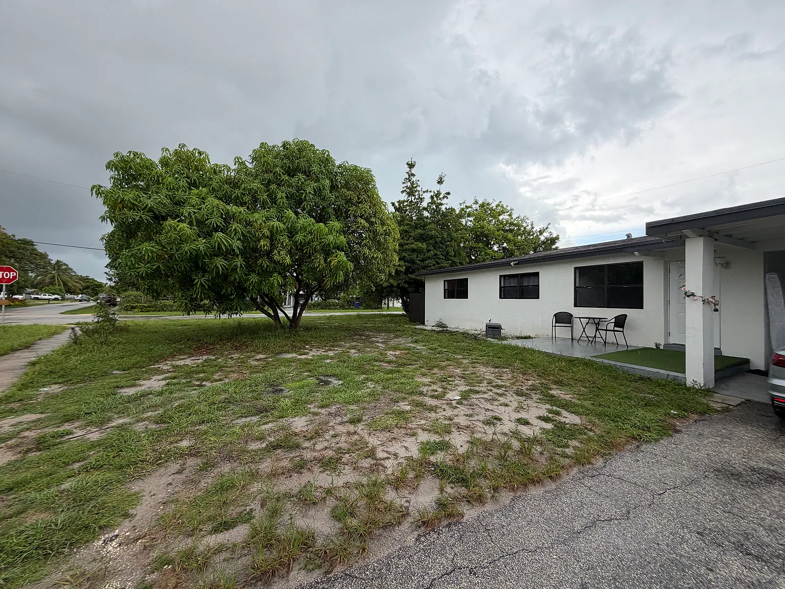 4 bed, 1276 sqft, $3,500 — Photo 1