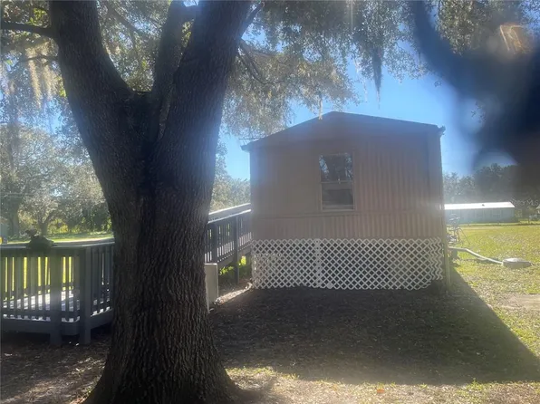 9002 Woodview Dr, Polk City, FL 33868