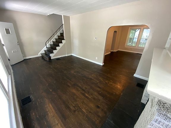 4th image of 428 E Lane Ave #3280A3601