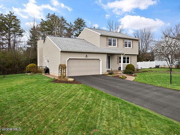 4th image of 615 Minuteman Lane