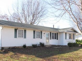 126 E Chrysler Ave, Clever, MO 65631