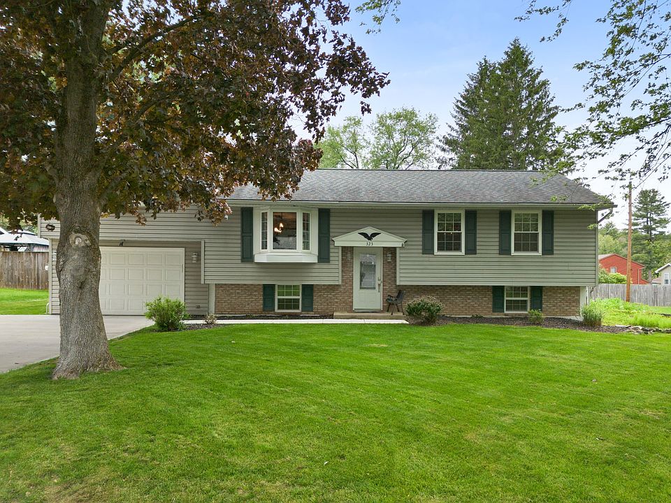 1st image of 323 Rayelene Dr
