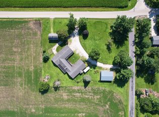 122 County Road 2150 N, Mahomet, IL 61853