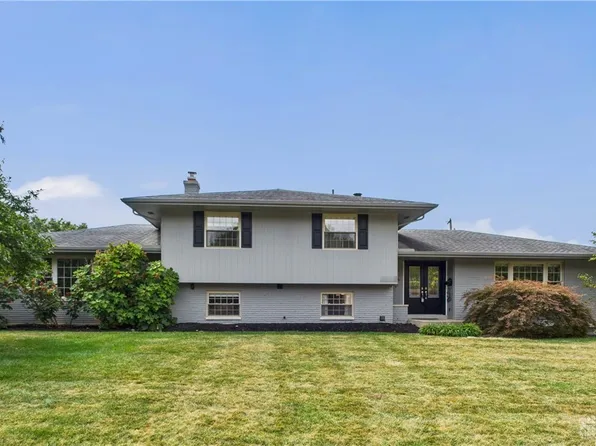 311 Pleasant Hill Dr, Dayton, OH 45459