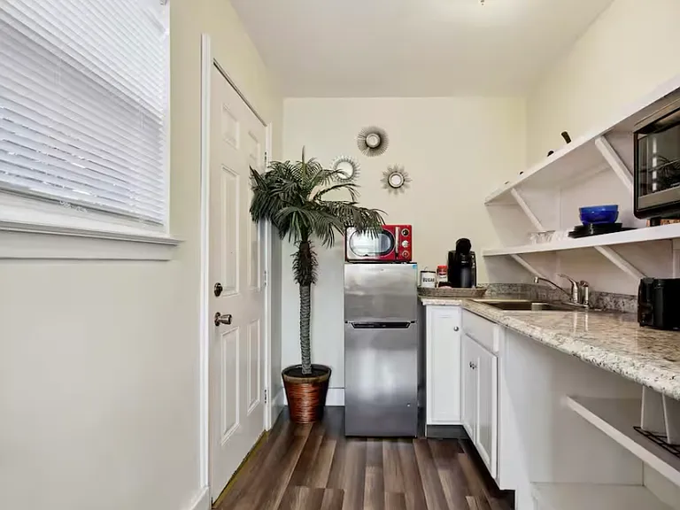 3510 S Liberty St — Photo 3