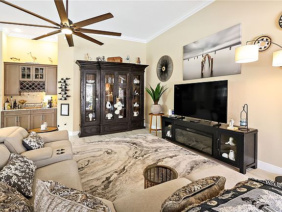 5th image of 4813 Four Lakes Cir SW