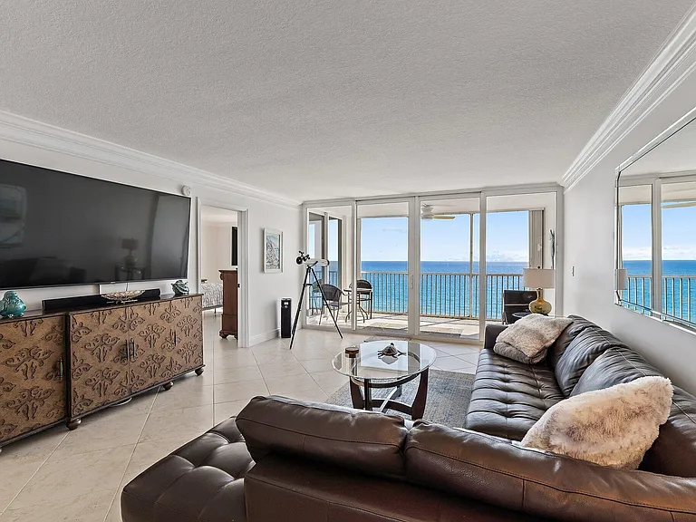 840 Ocean Dr #905 — Photo 12