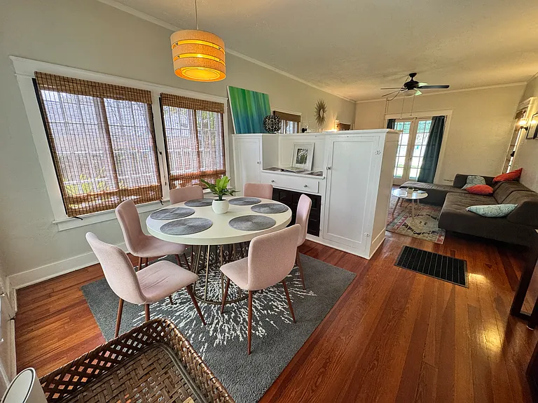 313 Daytona Ave — Photo 3