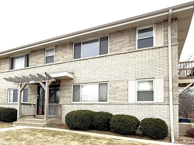 11049 W Hampton Ave — Photo 10