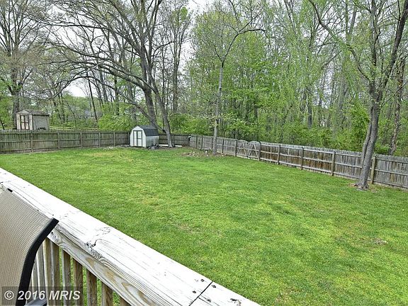 5th image of 10817 Peach Tree Dr