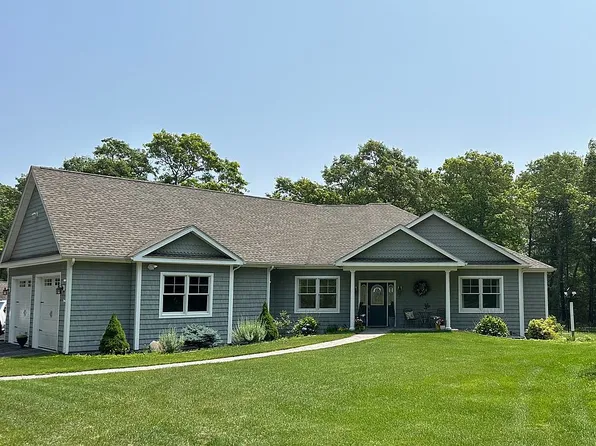 129B Old Coach Rd, Charlestown, RI 02813