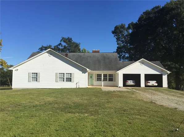 2214 Westminster Hwy, Walhalla, SC 29691