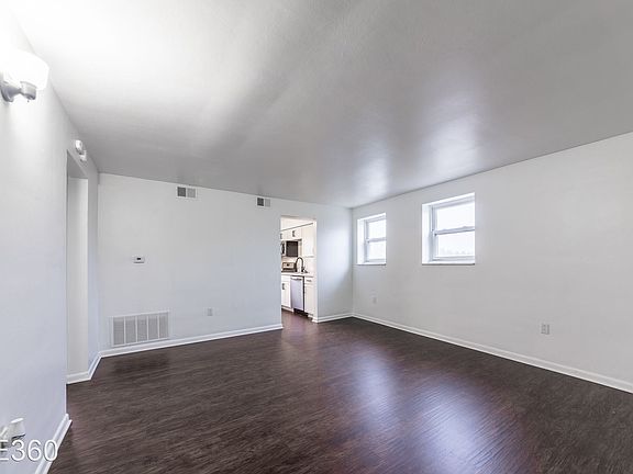 4th image of 601 E Warrington Ave #5248373