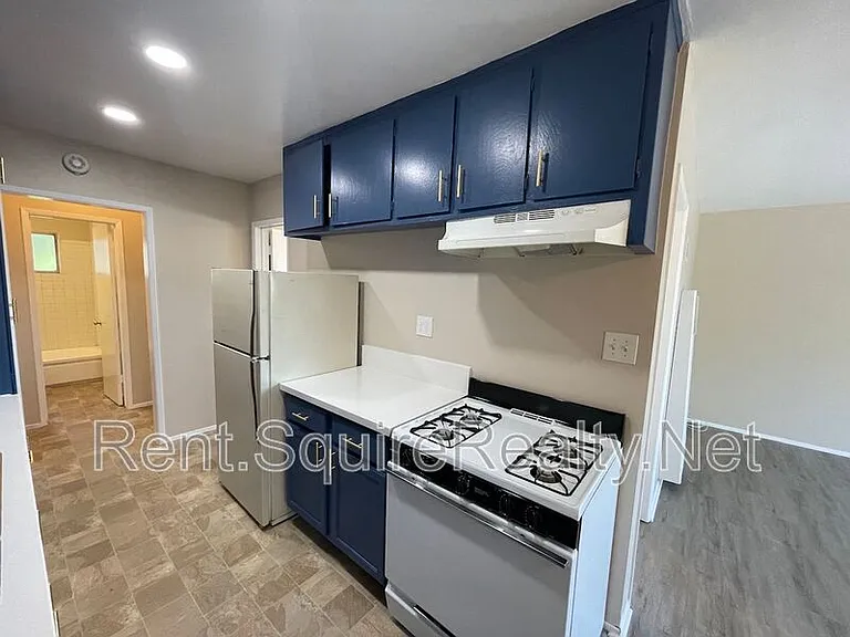 414 N San Gabriel Ave #5 — Photo 8