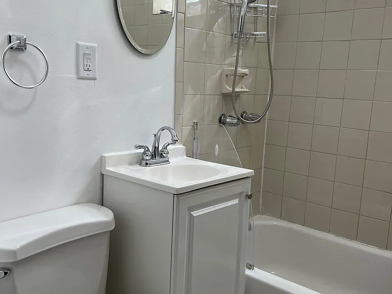 2926 W 40th Pl #1 — Photo 8