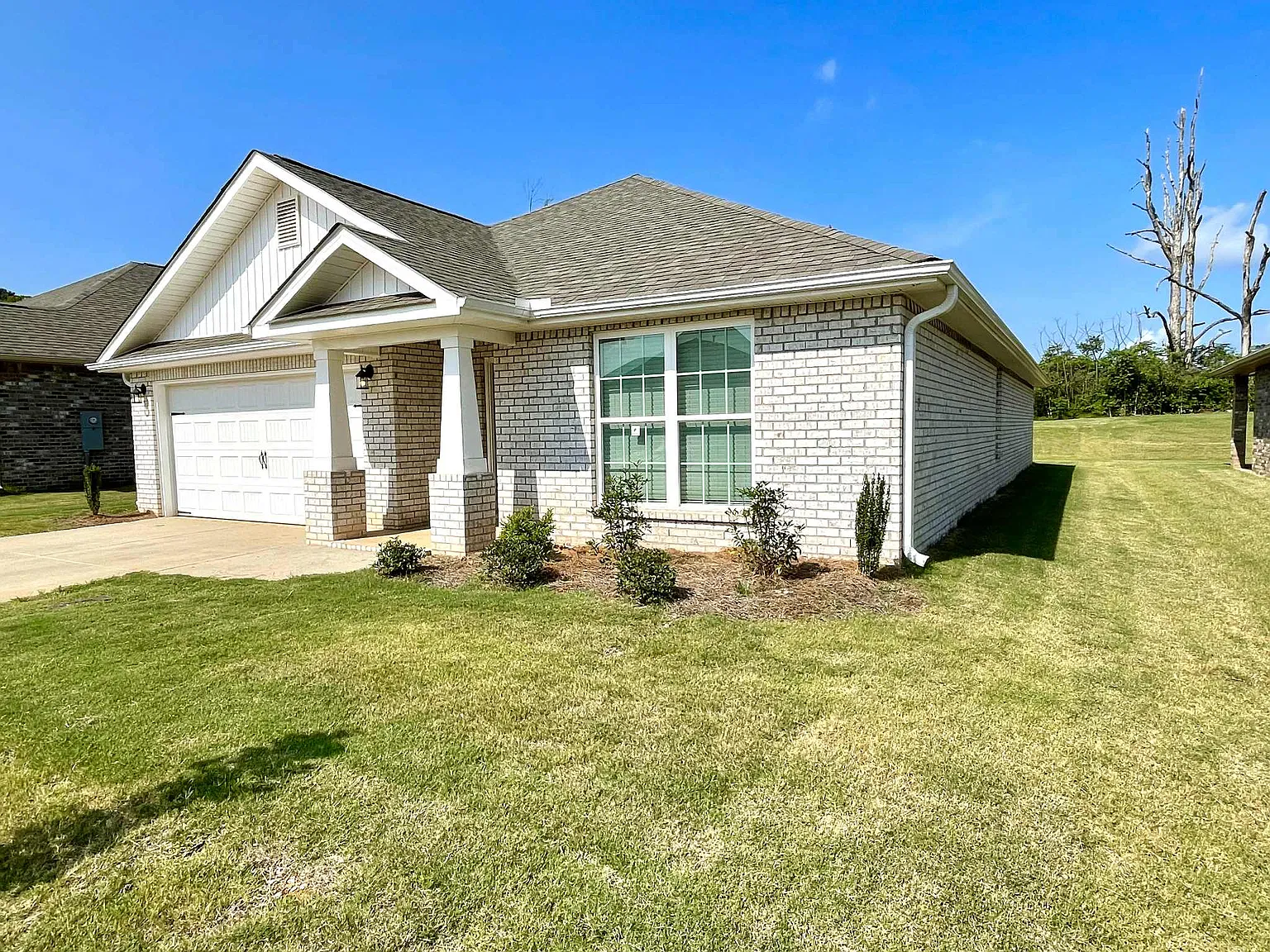 12869 Tallulah Dr — Photo 2