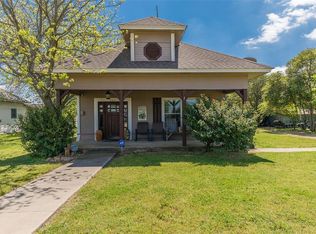 403 W Waco St, Abbott, TX 76621