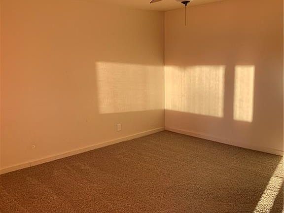 3rd image of 2633 Chicago Ave