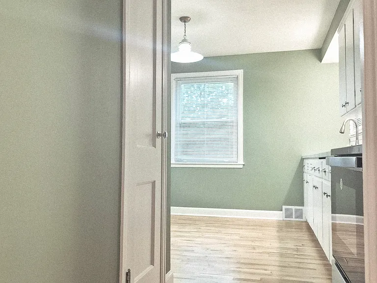 2805 N Avondale Blvd — Photo 5