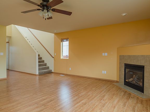 2nd image of 17727 17th Ave E