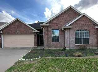 18007 Willow Cliff Ln, Cypress, TX 77433