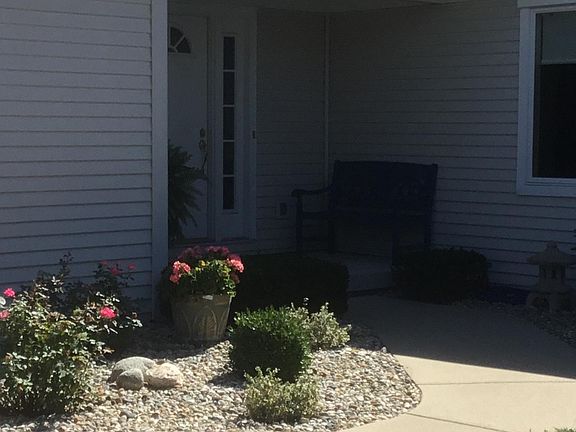 3rd image of 5377 Baines Dr