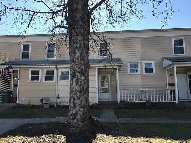 1st image of 13 Chalmers Ct
