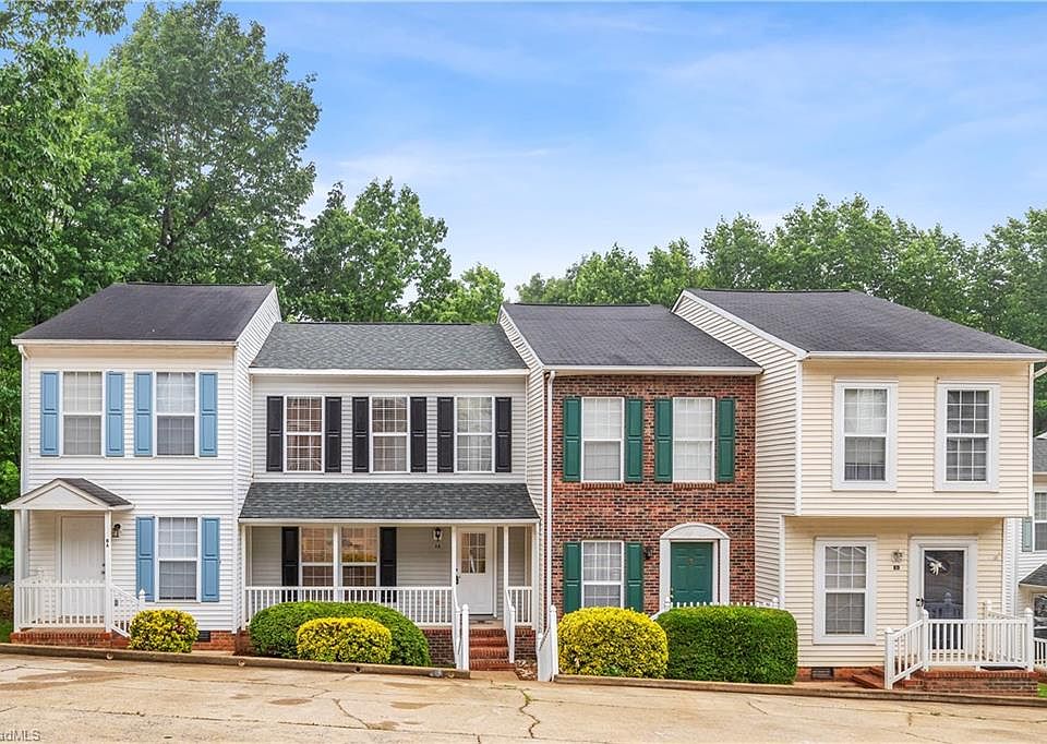 1st image of 246 Hampton Rd APT 8B