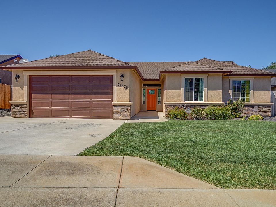 1st image of 20270 Ballentine Dr #34