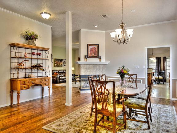2nd image of 10219 Prescott Ct NW