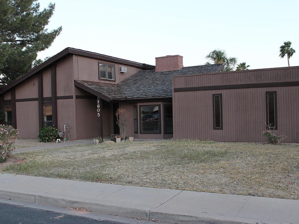 1st image of 1605 E Glade Ave