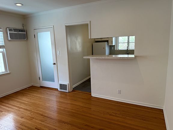 2nd image of 400 N Doheny Dr APT 11A