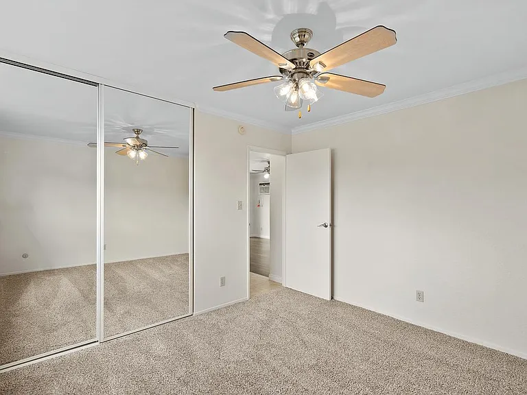 2266 Cazador Dr #17 — Photo 17
