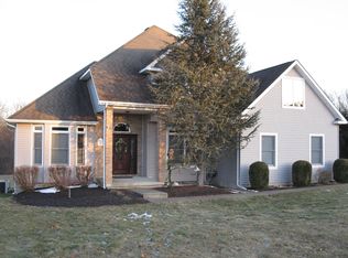 49 Lane Gate Rd, Wappingers Falls, NY 12590