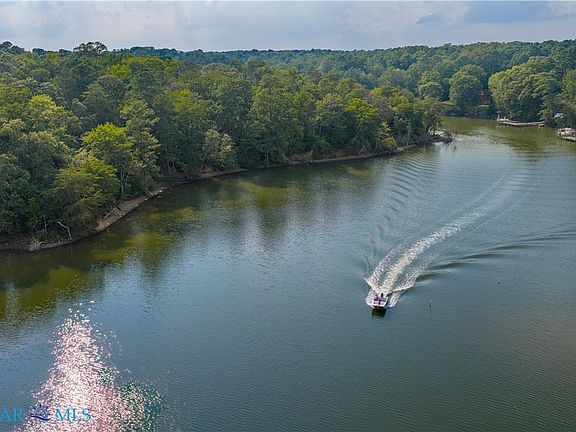 3rd image of Bland Point Rd