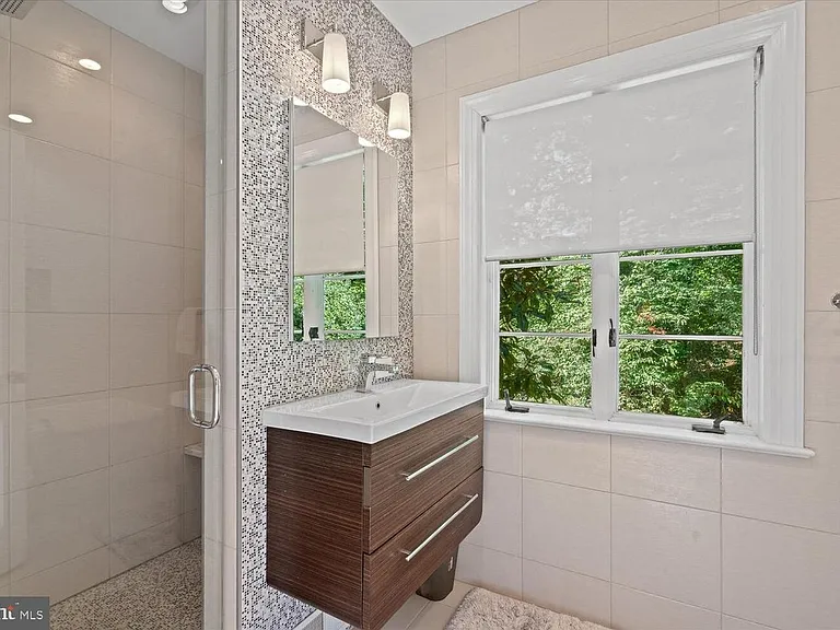 4838 Broad Branch Rd NW — Photo 24